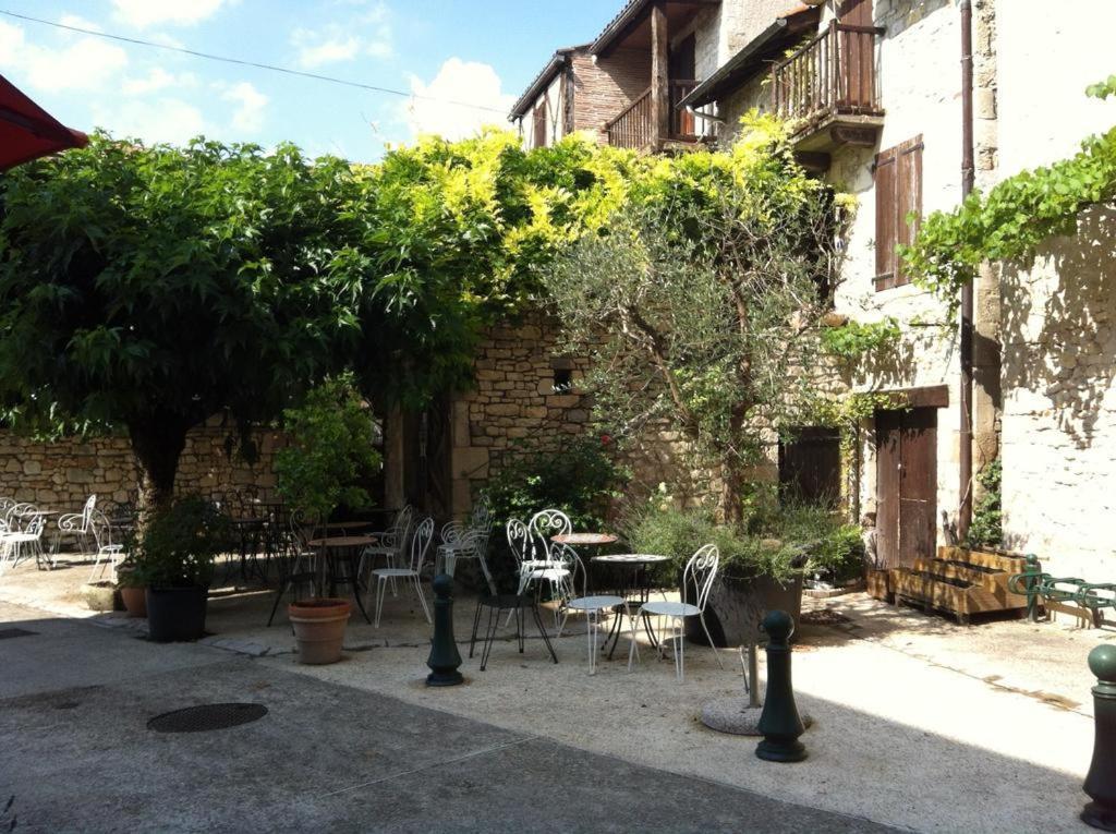 Auberge Du Puits Souillac Εξωτερικό φωτογραφία